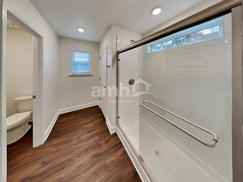 Building Photo - 7425 Garrett Ct