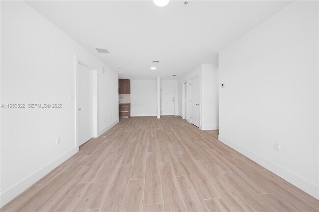 Building Photo - 32 NW 14th Ave