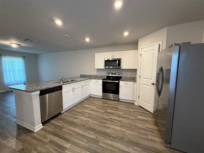 Building Photo - 15535 Taylorcrest Dr