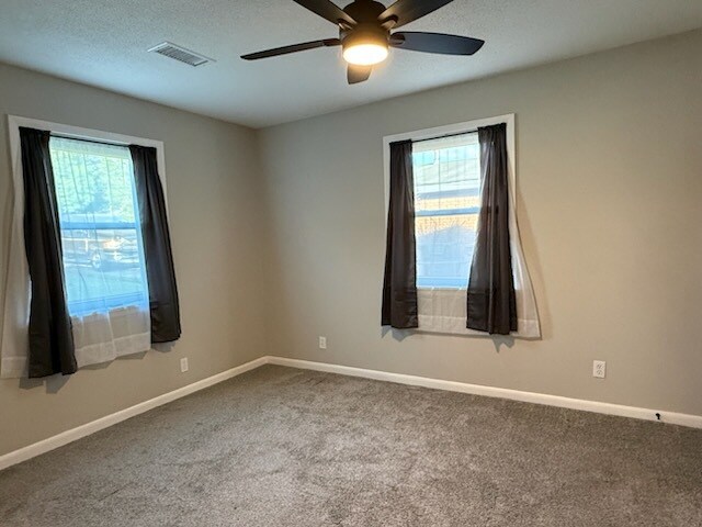 Building Photo - 310 Monroe Dr NW