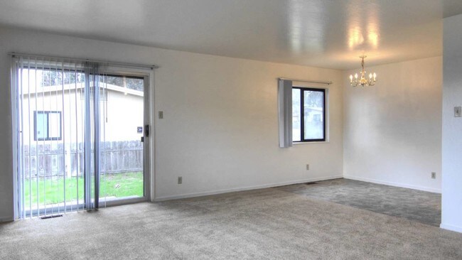 Building Photo - 1200 Fechteler Dr