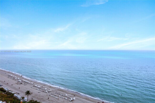 Building Photo - 17975 Collins Ave