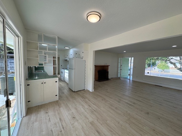 Building Photo - 430 SE 153rd Ave