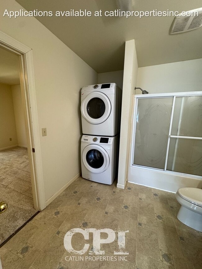 Building Photo - 8517 Ocean Beach Hwy