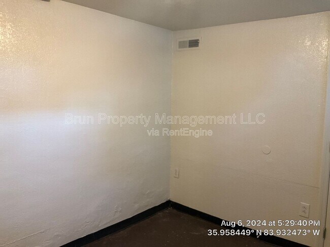 Building Photo - 1628 Clinch Ave