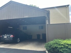 Building Photo - 5287 Ruthton Rd