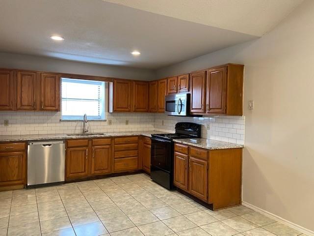 Building Photo - 2303 Markland St