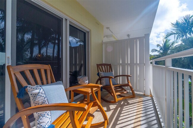 Building Photo - 6520 N Ocean Blvd