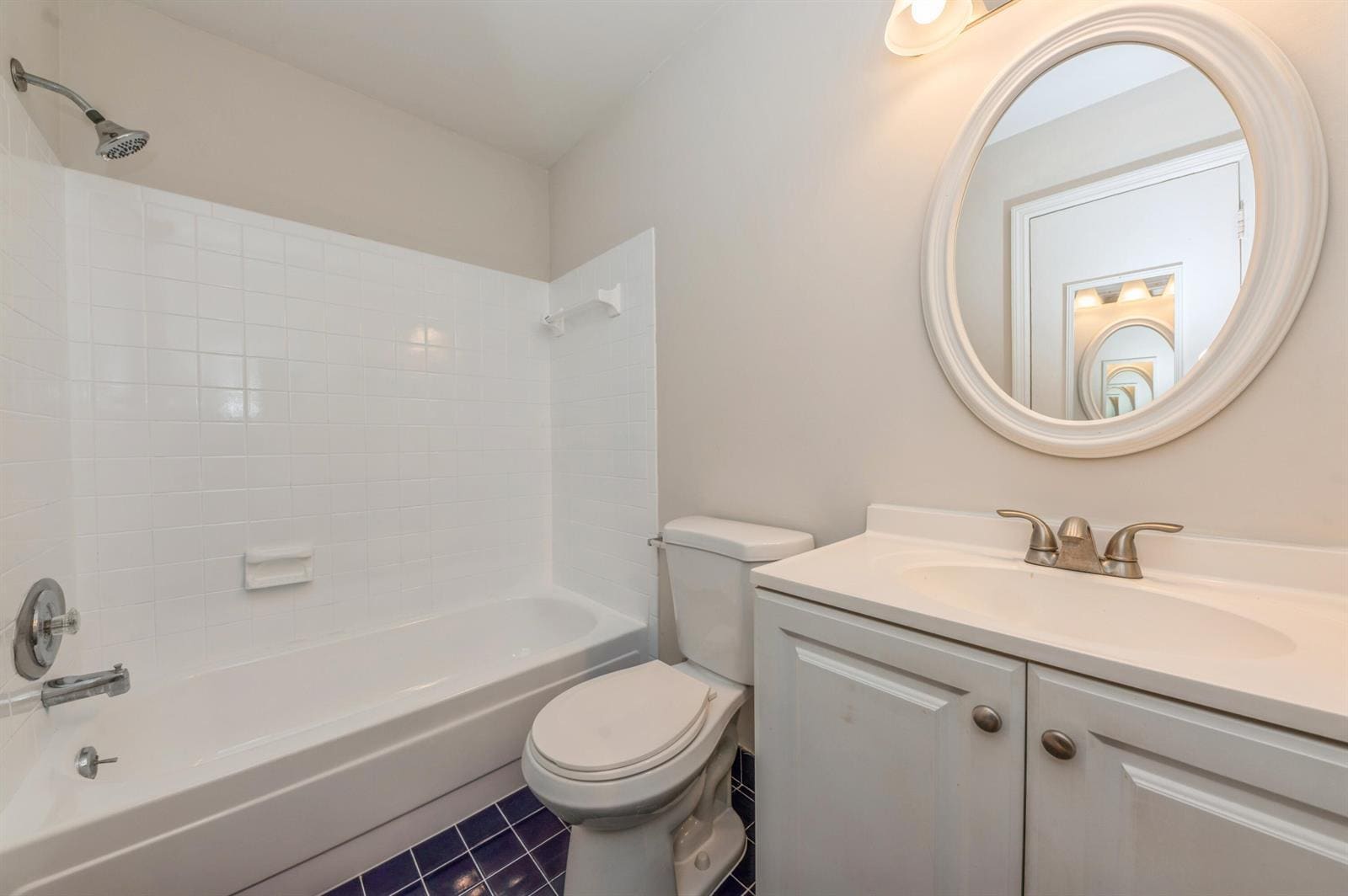 Building Photo - 2405 Lowson Blvd