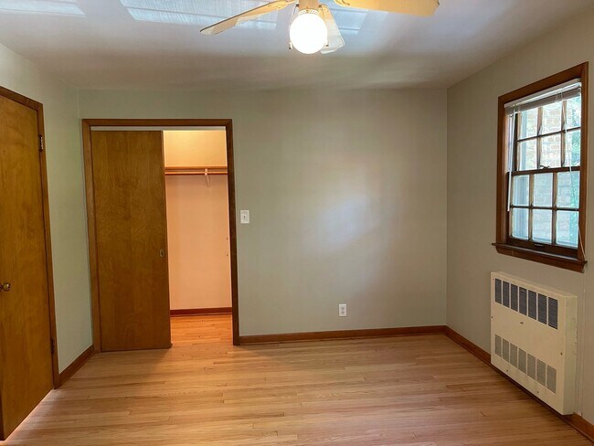 Building Photo - x311