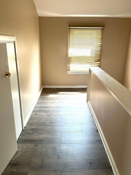 Building Photo - 4190 Wilmington Rd