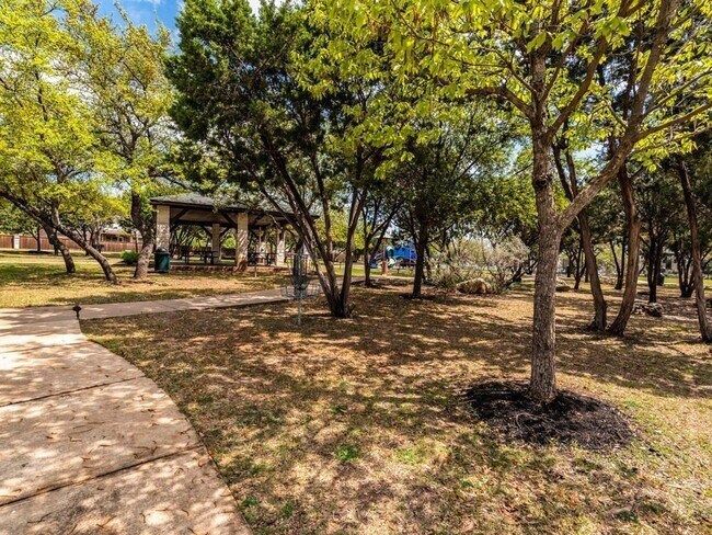 Building Photo - 6 Verde Ranch Loop