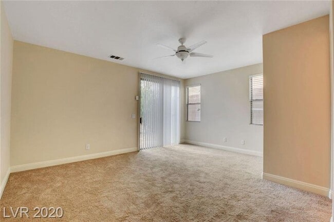 Building Photo - Gorgeous Southern Highlands 3 bedroom + loft and office with a sparkling pool!