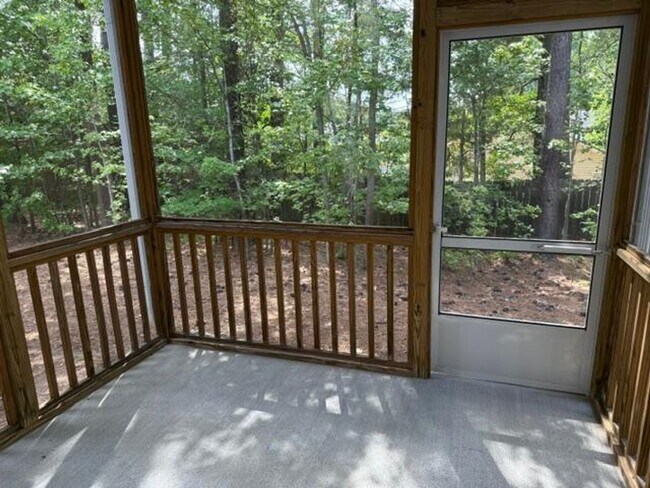 Building Photo - 2460 Pecan Ridge Way