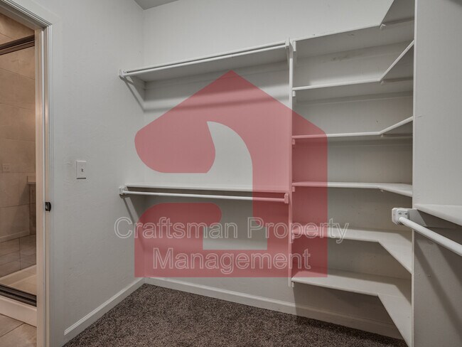 Building Photo - 9945 SW 21st St