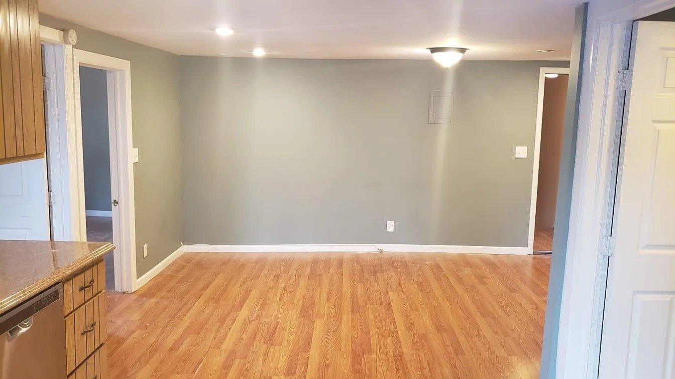 Building Photo - 578 Bloomfield Ave