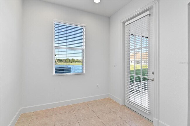 Building Photo - 2501 Harwich Dr