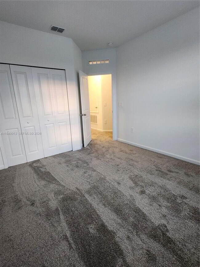 Building Photo - 108 Bogey Dr