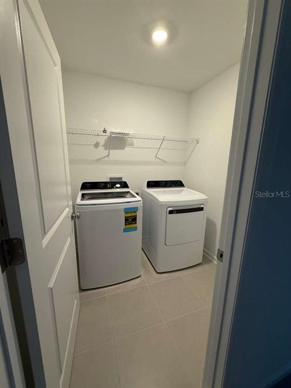 Building Photo - 3367 Alexander Dr