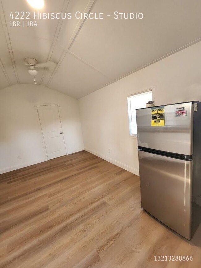 Building Photo - 4222 Hibiscus Cir