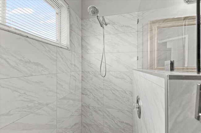 Building Photo - 4546 NW 7th Pl