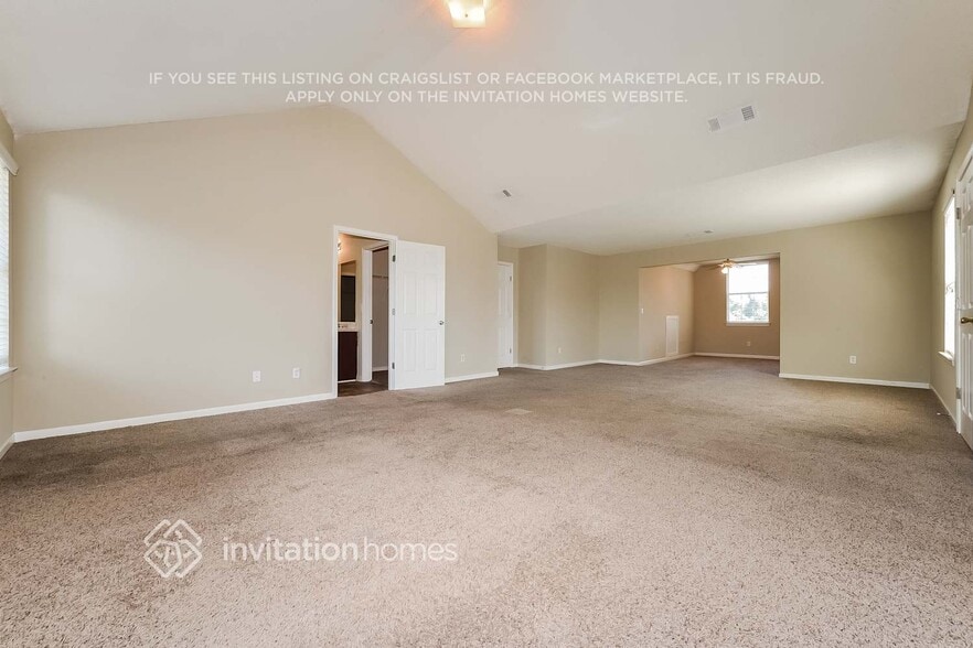 Building Photo - 5565 Platte Dr