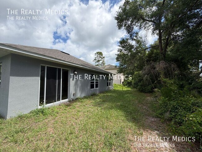 Building Photo - 2615 Fair Oaks Dr