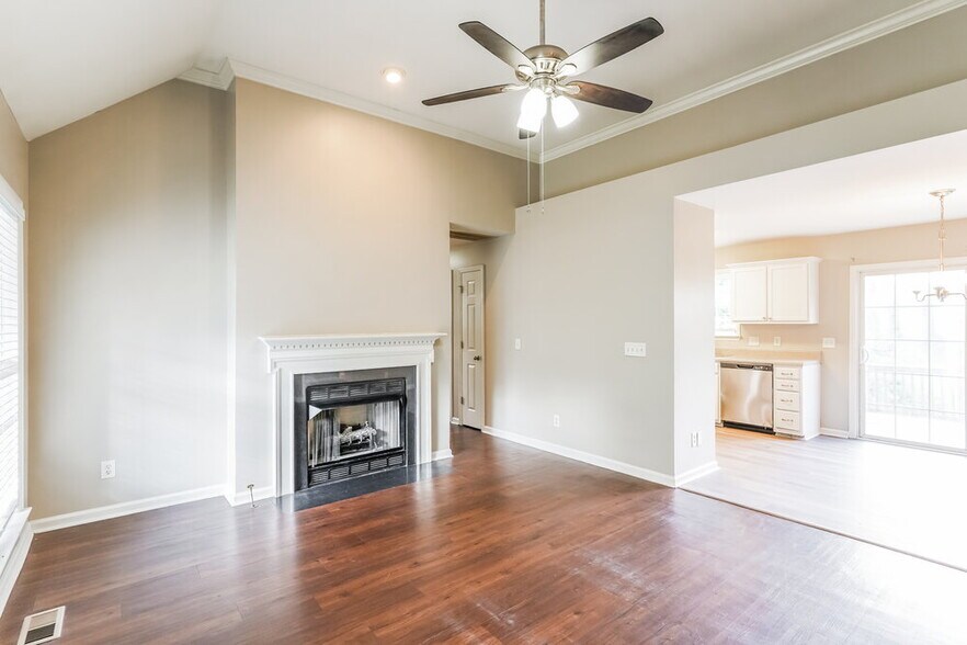 Building Photo - 2838 Candlewicke Dr