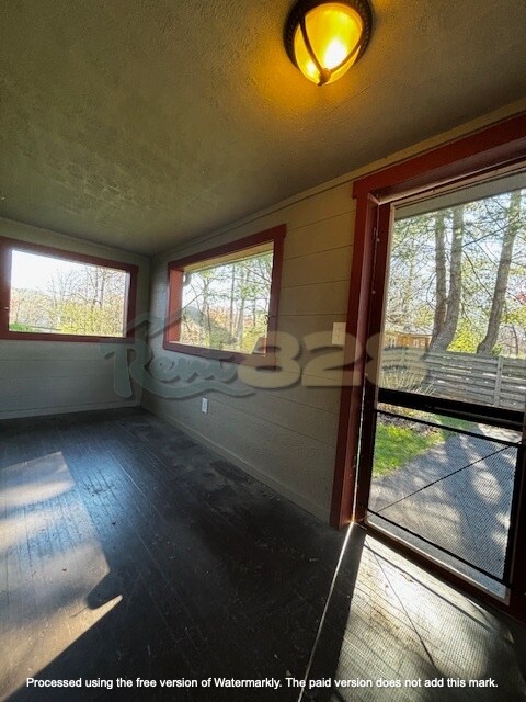 Building Photo - 726 Brookside Camp Rd