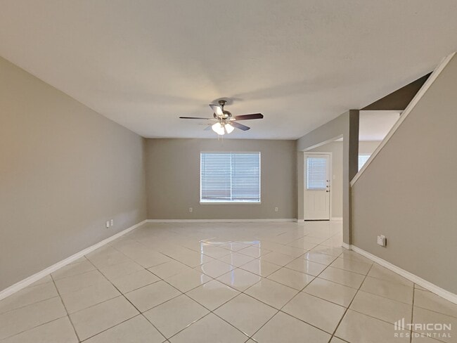 Building Photo - 9746 Phil Halstead Dr
