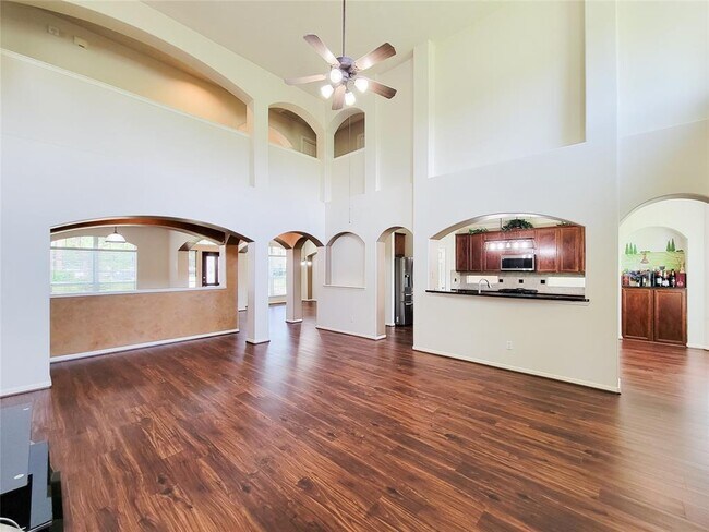 Building Photo - 2326 Summer Wind Dr