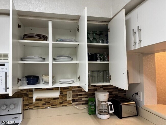 Building Photo - 8313 Bernwood Cove Loop