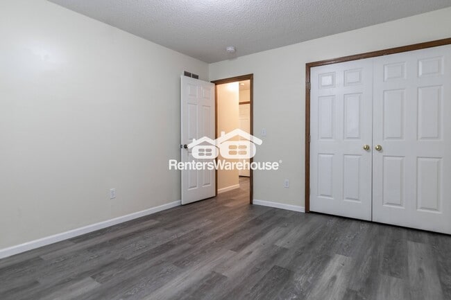 Building Photo - 1500 Galway Ct