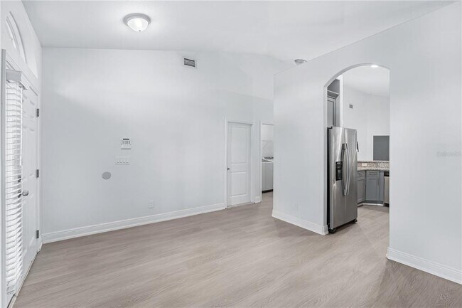 Building Photo - 7026 N Dakota Ave