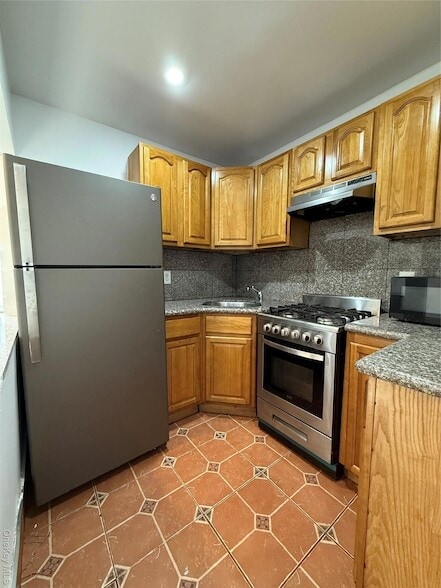 Building Photo - 43 Troutman St