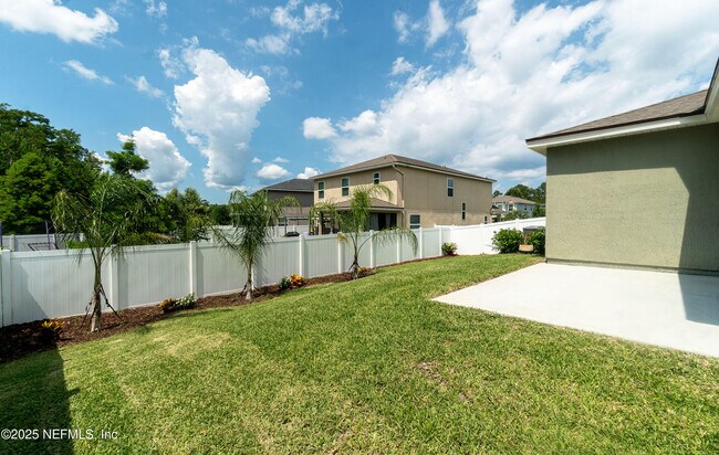 Building Photo - 15078 Rain Lily St