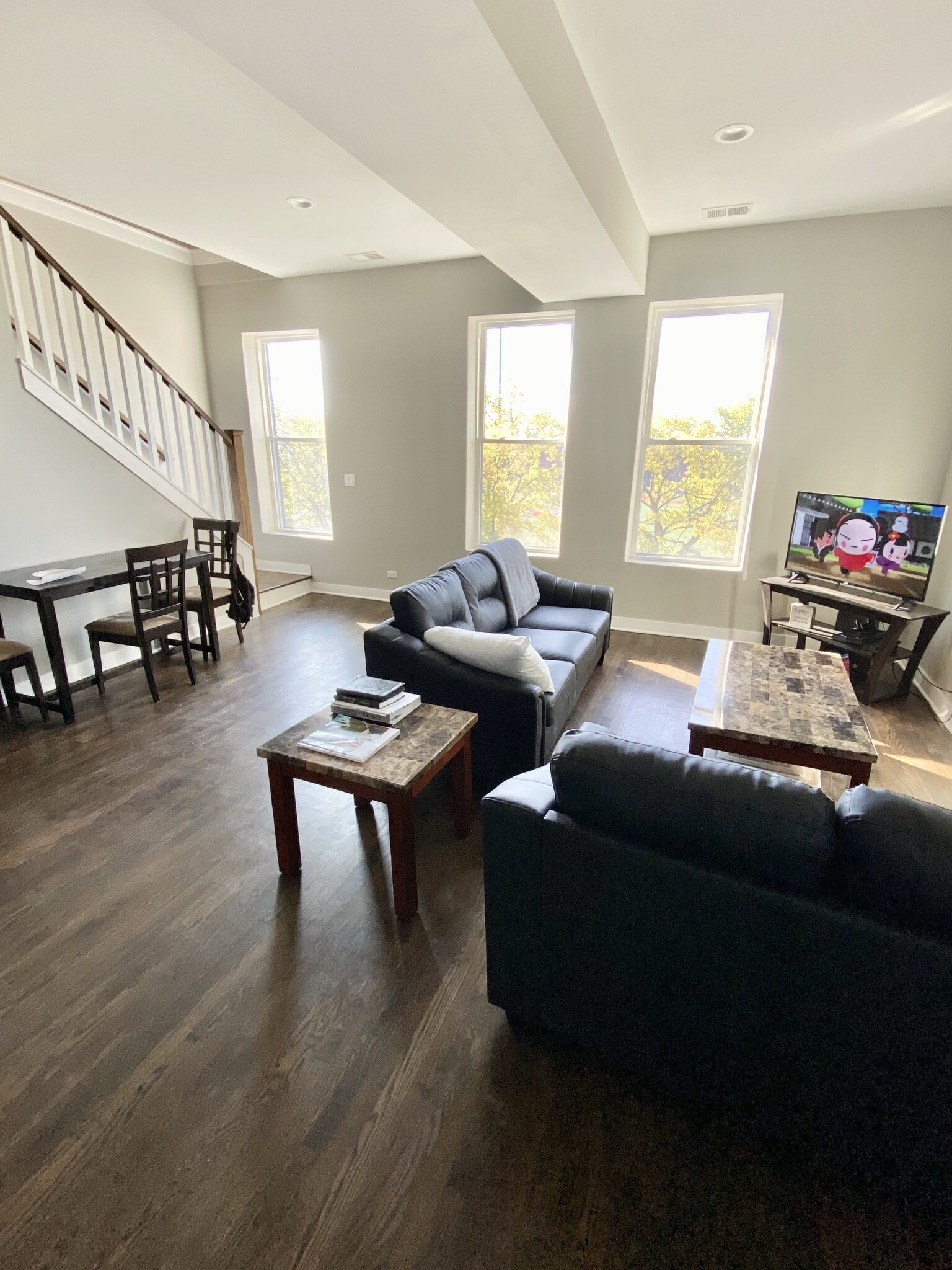 Building Photo - 1854 W 18th St