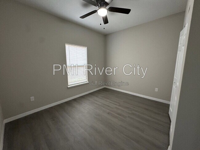 Building Photo - 6715 Bakersfield Dr