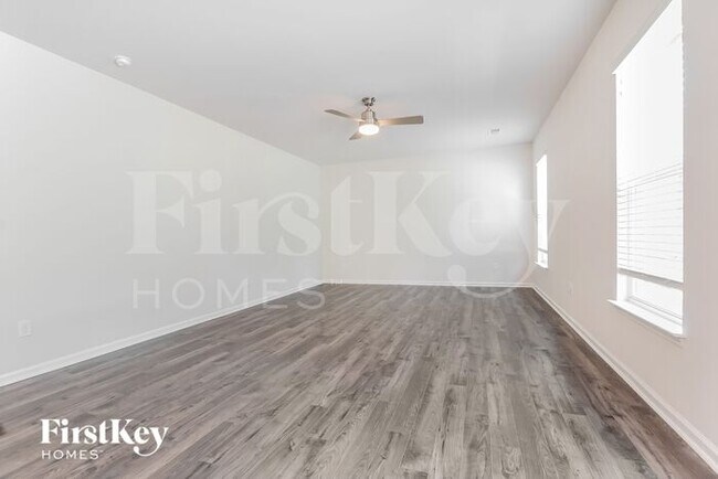 Building Photo - 507 Carronade Ct