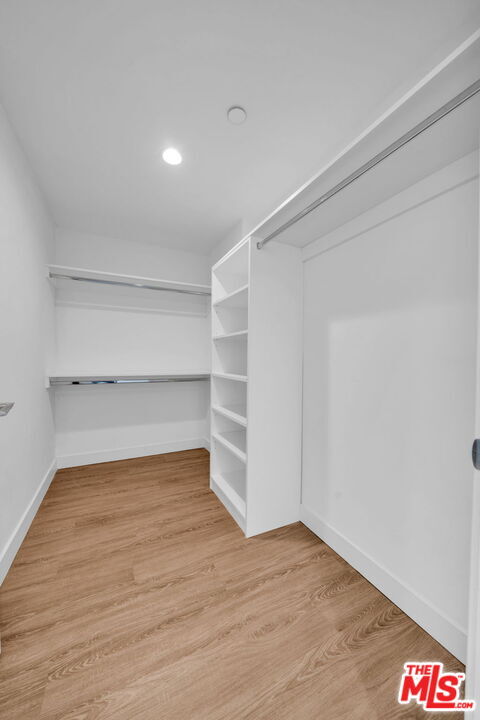 Building Photo - 4114 Vantage Ave