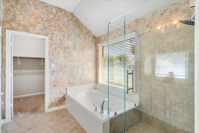Building Photo - 4015 Pearl Pass Ln
