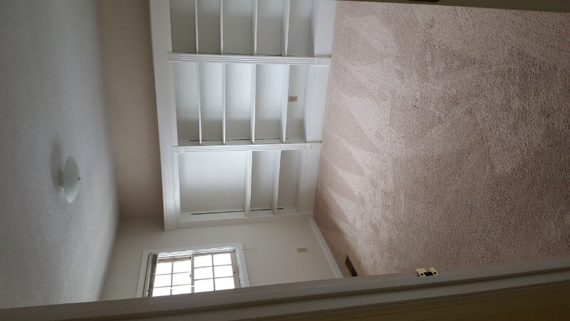 Building Photo - 469 Bramblewood Ln
