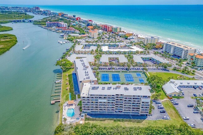 Primary Photo - 19451 Gulf Blvd