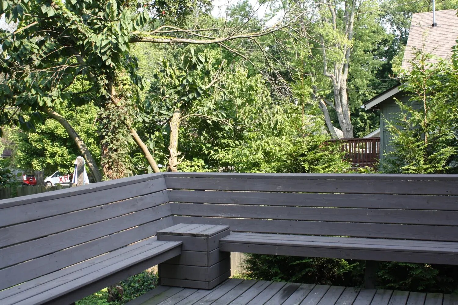 Building Photo - 805 N Lincoln St