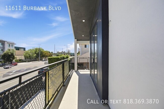 Building Photo - 11611 Burbank Blvd