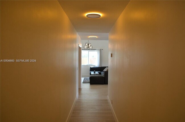 Building Photo - 1200 NW 78th Ave