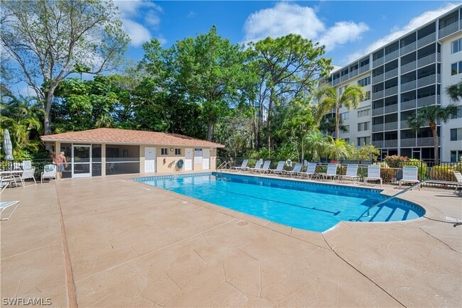 Building Photo - 15161 Cedarwood Ln