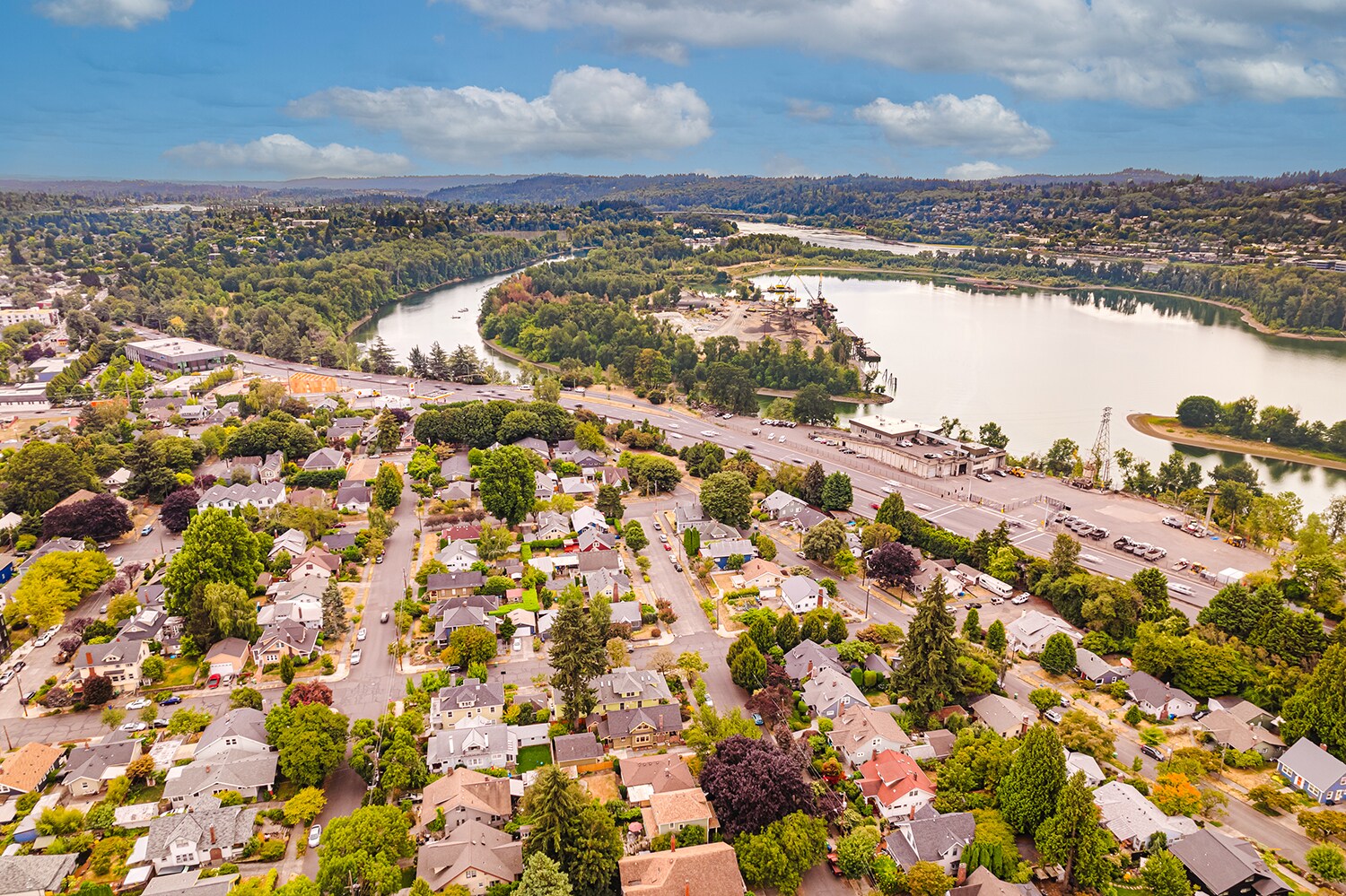 View South of Willamette River - 4116 SE 10th Ave