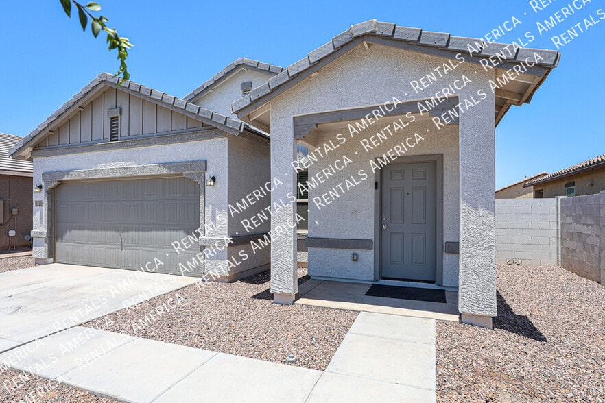 Building Photo - 5720 W Sunrise Dr