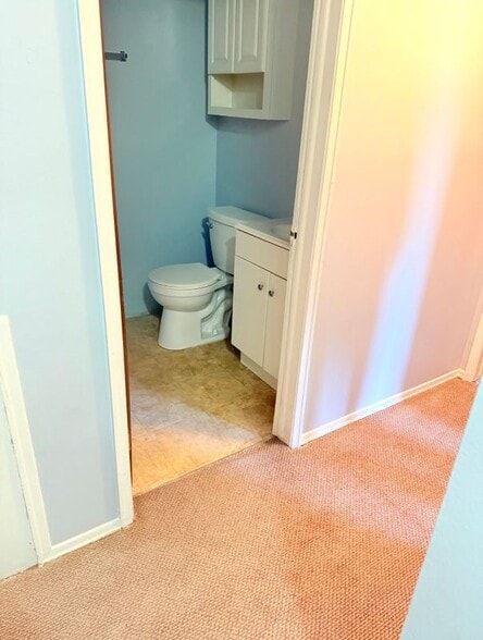 Building Photo - 8904 Shawn Dr